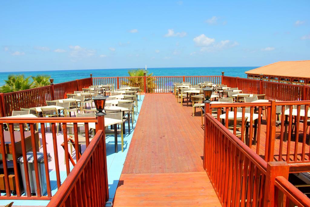 Agelia Beach Hotel Sfáka Exteriör bild
