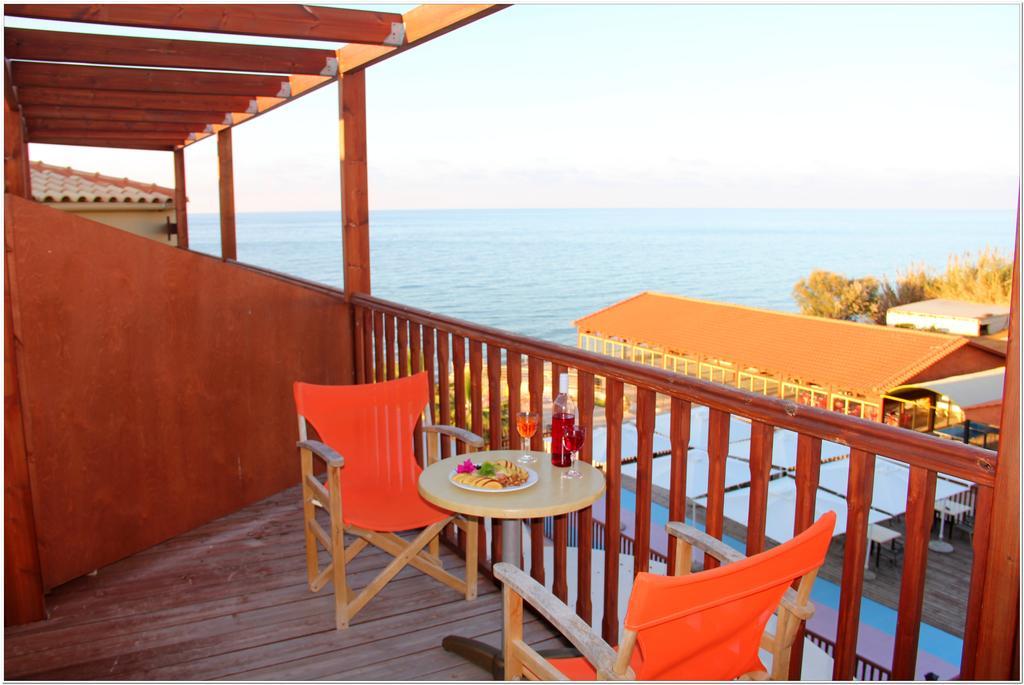 Agelia Beach Hotel Sfáka Exteriör bild