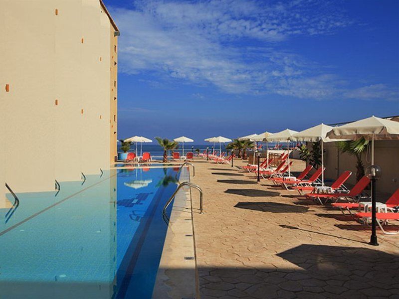 Agelia Beach Hotel Sfáka Exteriör bild